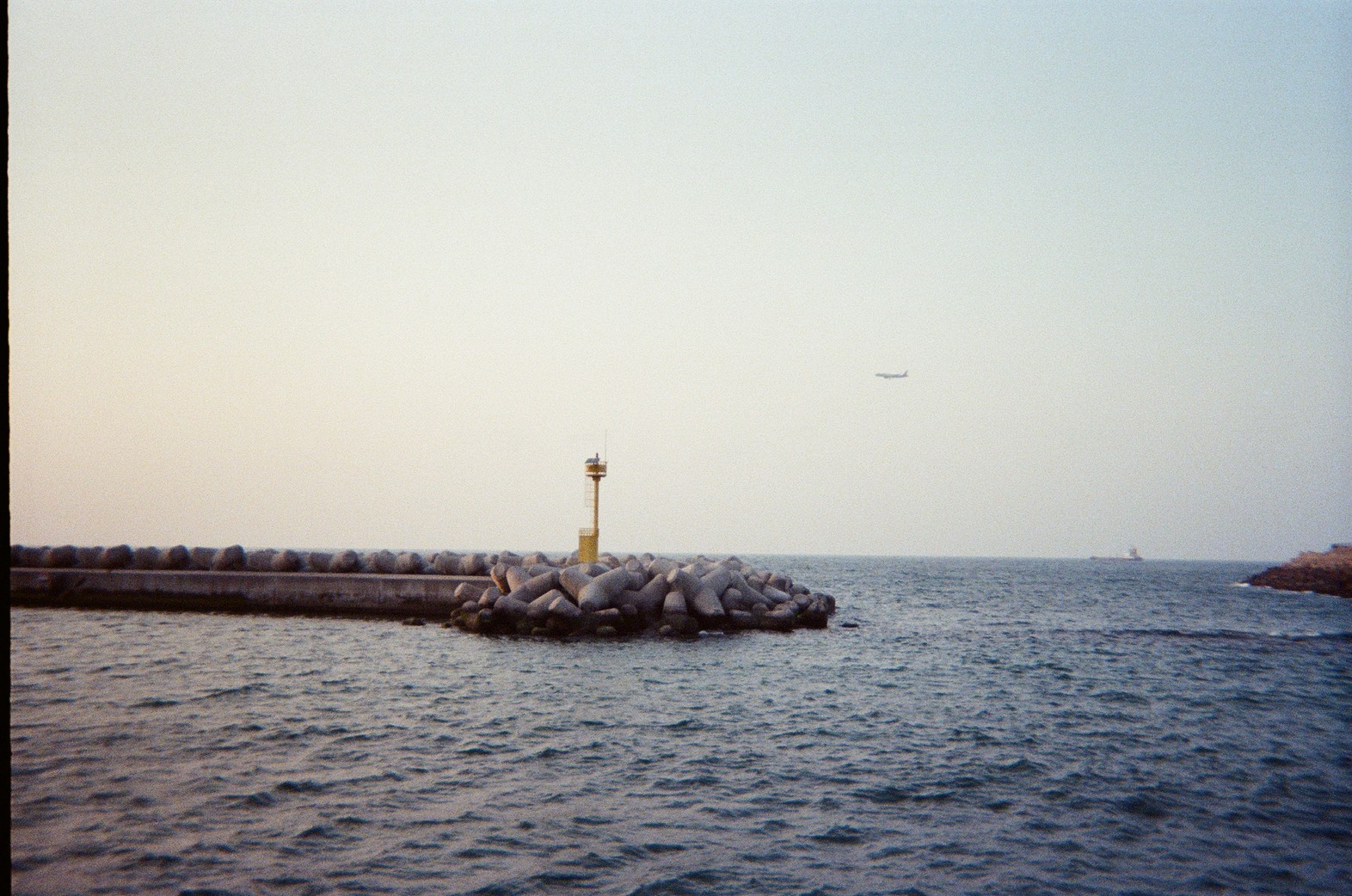 s 185393165 0